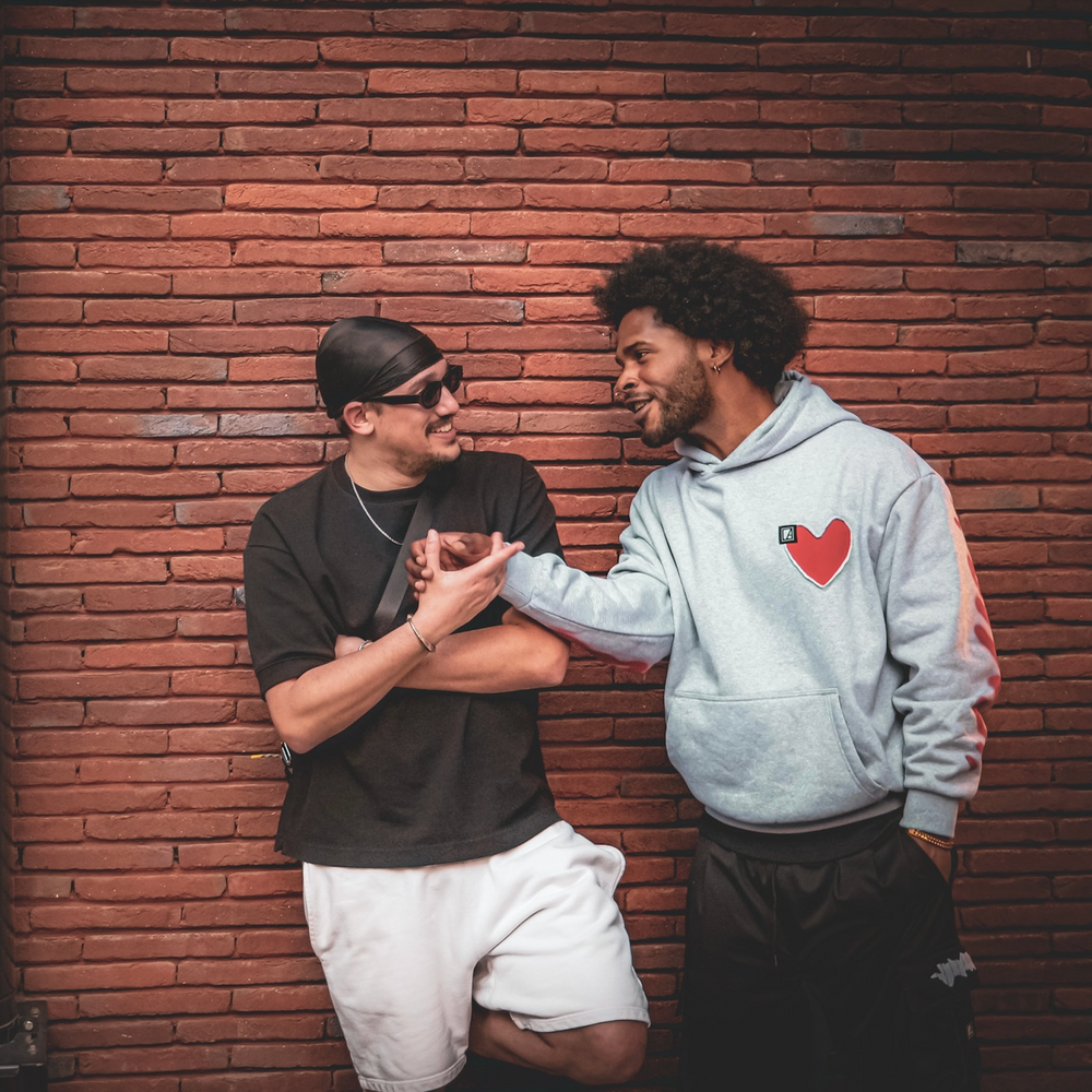 
                  
                    HOODIE CUT HEART TAG
                  
                