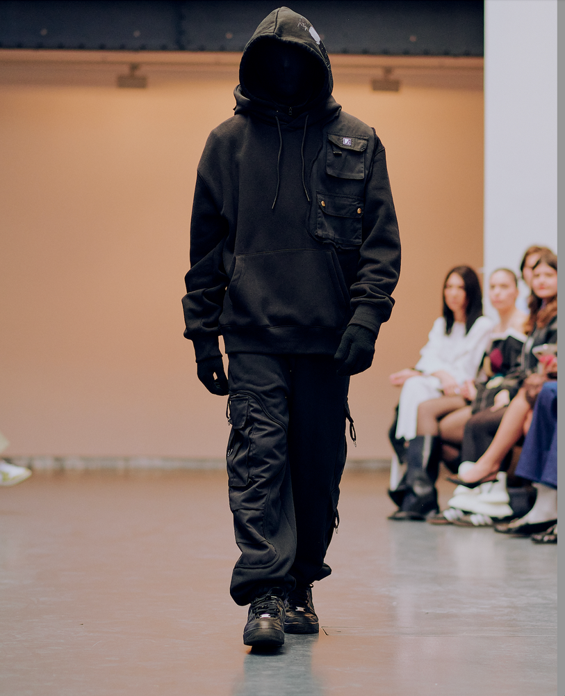 
                  
                    JOGGERS TACTICAL POCKETS
                  
                