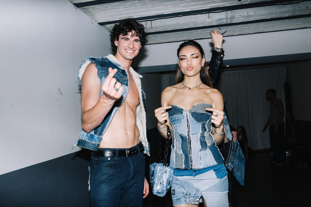 
                  
                    VEST DENIM BELT FUSION
                  
                