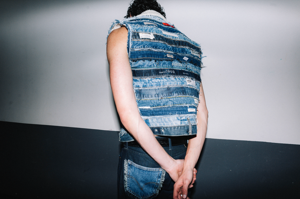 
                  
                    VEST DENIM BELT FUSION
                  
                