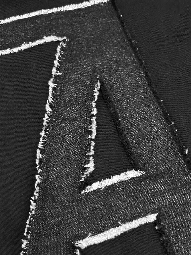 
                  
                    HOODIE FRAYED DENIM LOGO
                  
                