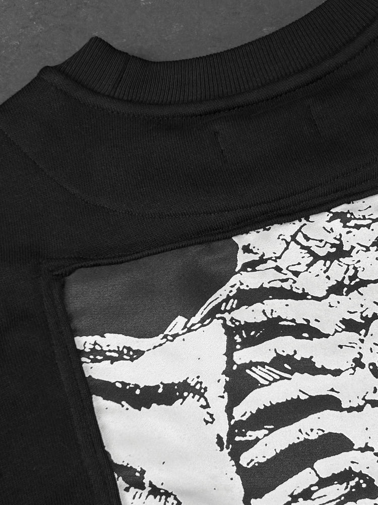 
                  
                    CREWNECK X-RAY SKELETON
                  
                