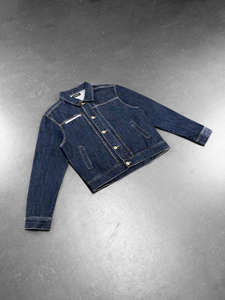 
                  
                    JACKET DENIM - AWAY
                  
                
