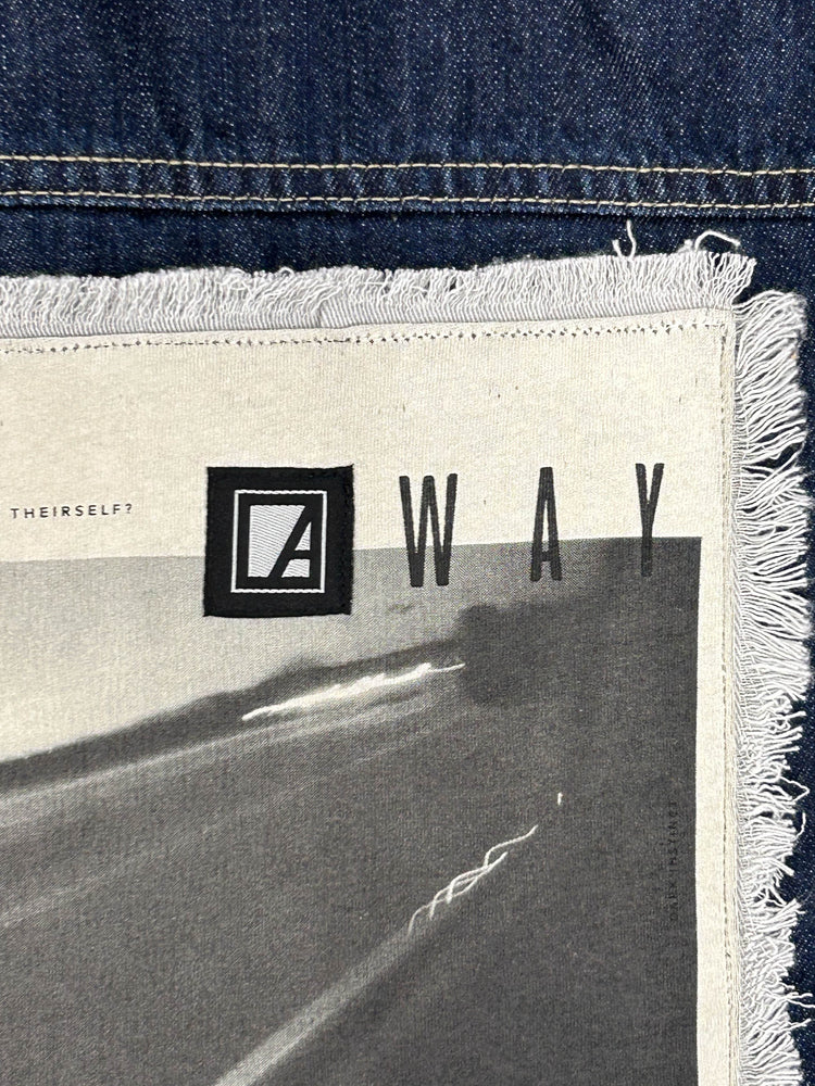 
                  
                    JACKET DENIM - AWAY
                  
                