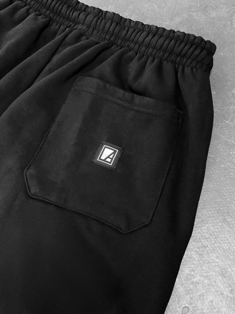 
                  
                    JOGGERS TACTICAL POCKETS
                  
                