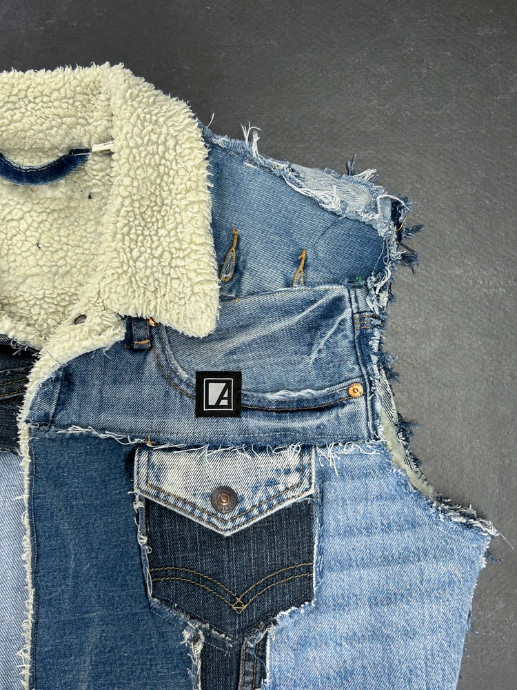 
                  
                    VEST DENIM BELT FUSION
                  
                