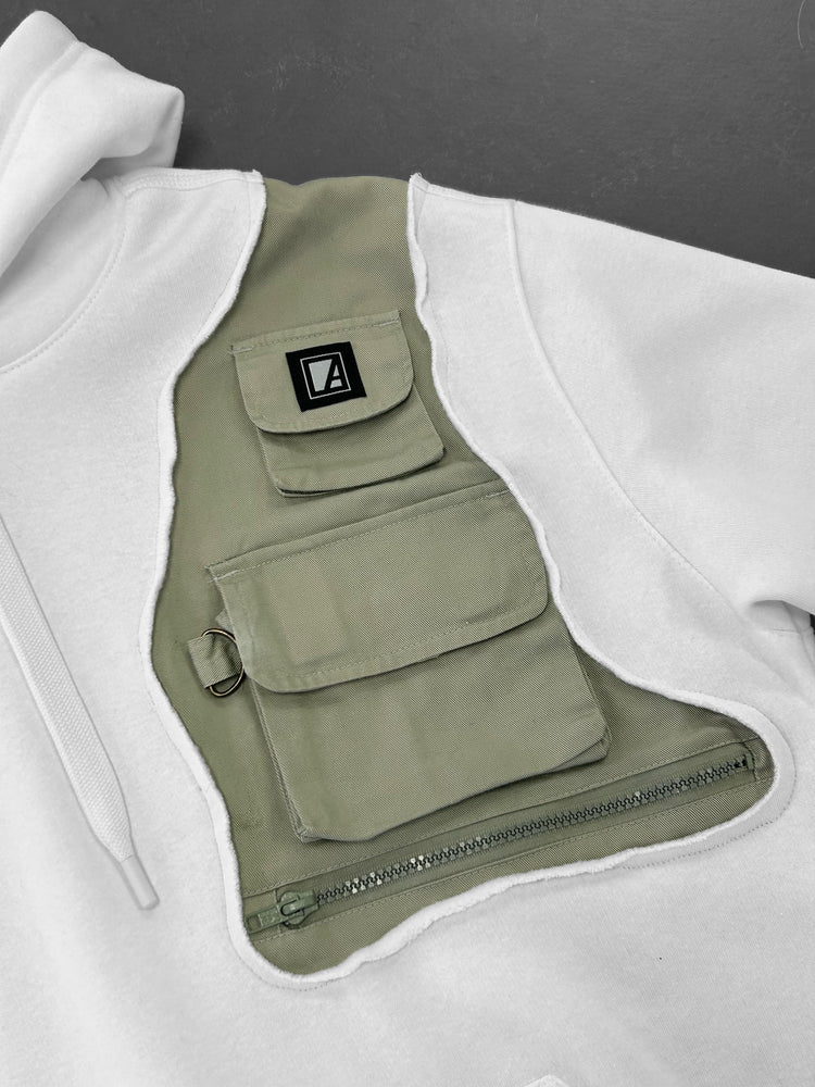 
                  
                    HOODIE TACTICAL POCKETS
                  
                