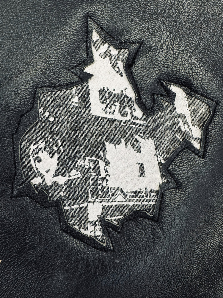 
                  
                    Vest NIPPON FRAGMENTS SLEEVELESS
                  
                